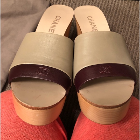 Chanel chunky heel mules - Picture 9 of 12